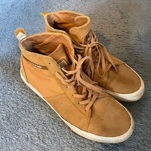 Men’s shoes